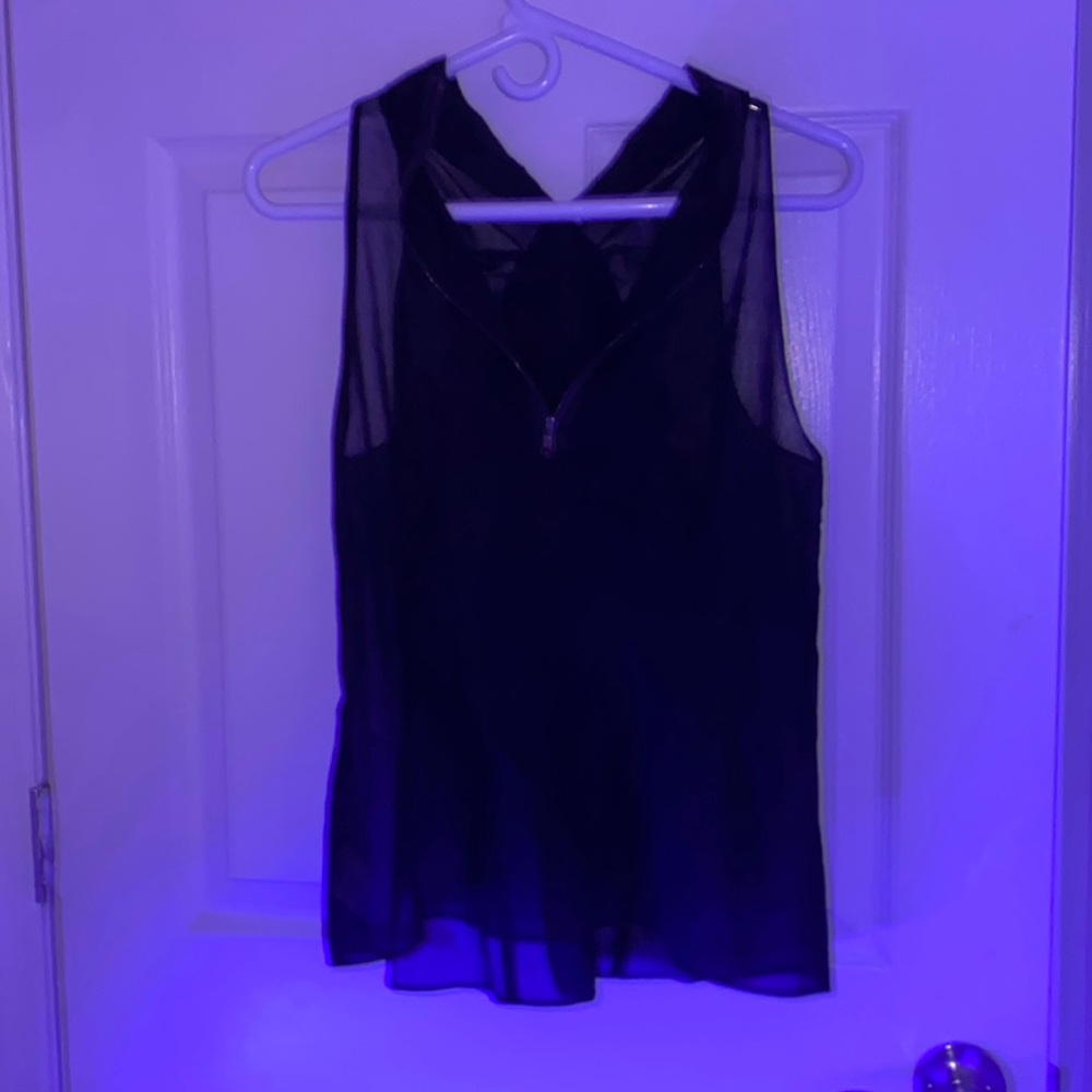size: 8 brand: vince color: black